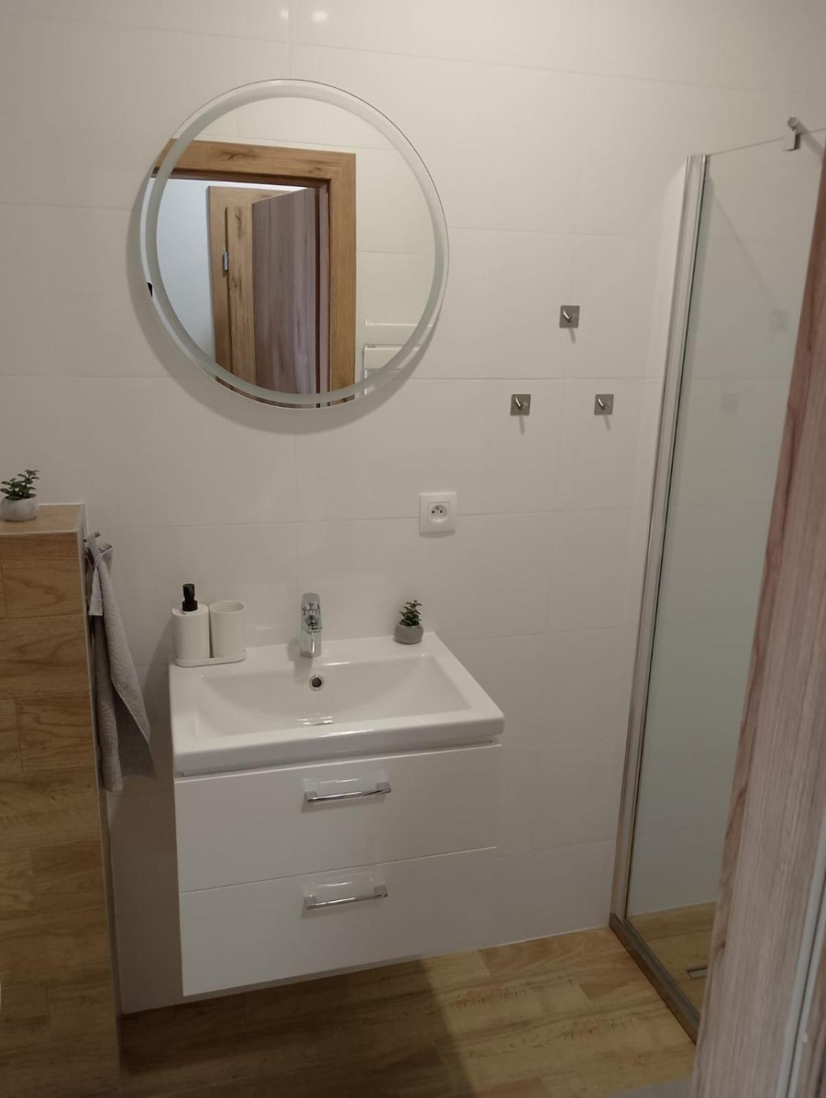 Apartman Shelly Vlachy Buitenkant foto